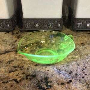 Uranium Glass Spade Shape Dish