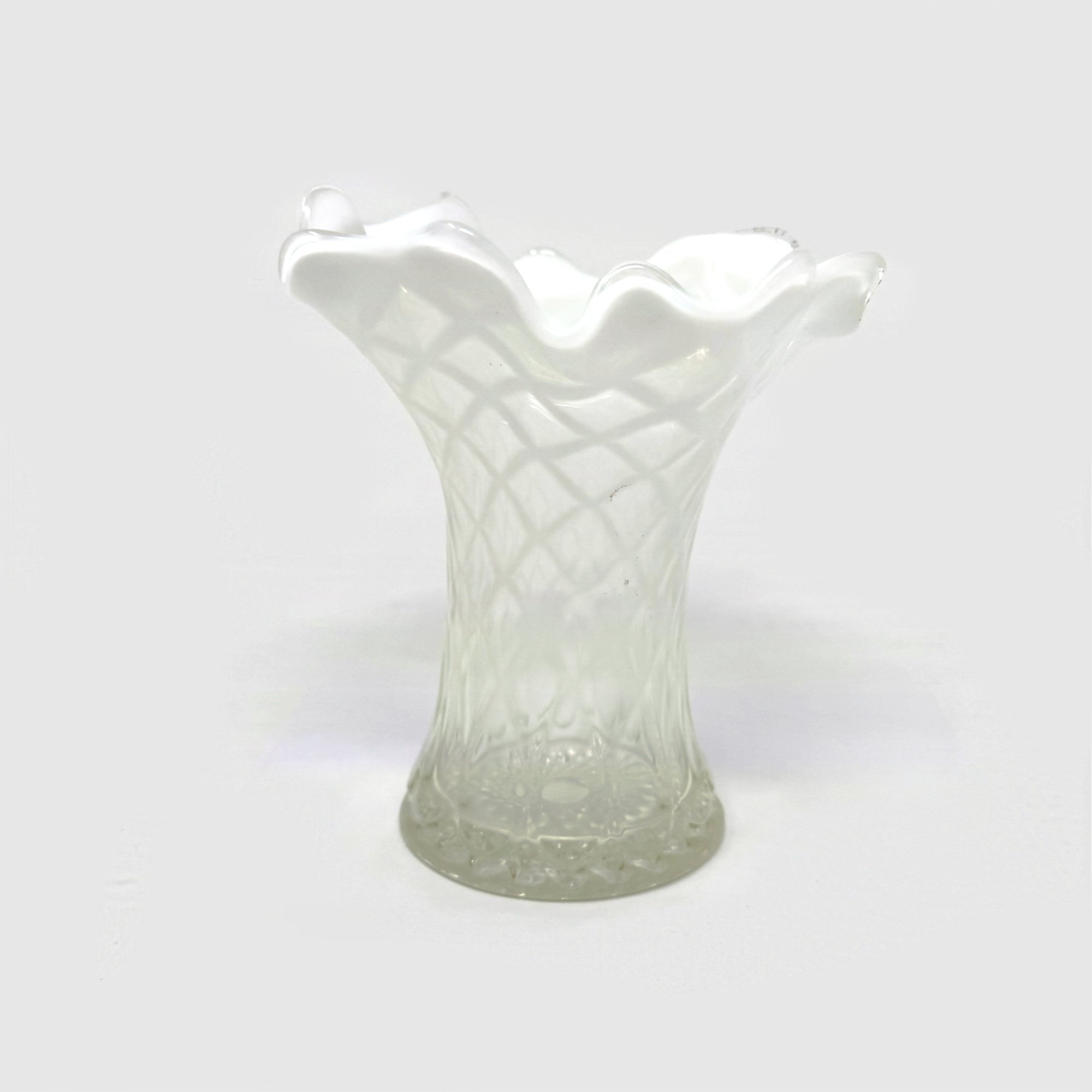 Antique EAPG Jefferson Glass #228 Sweet Pea Vase Opalescent White