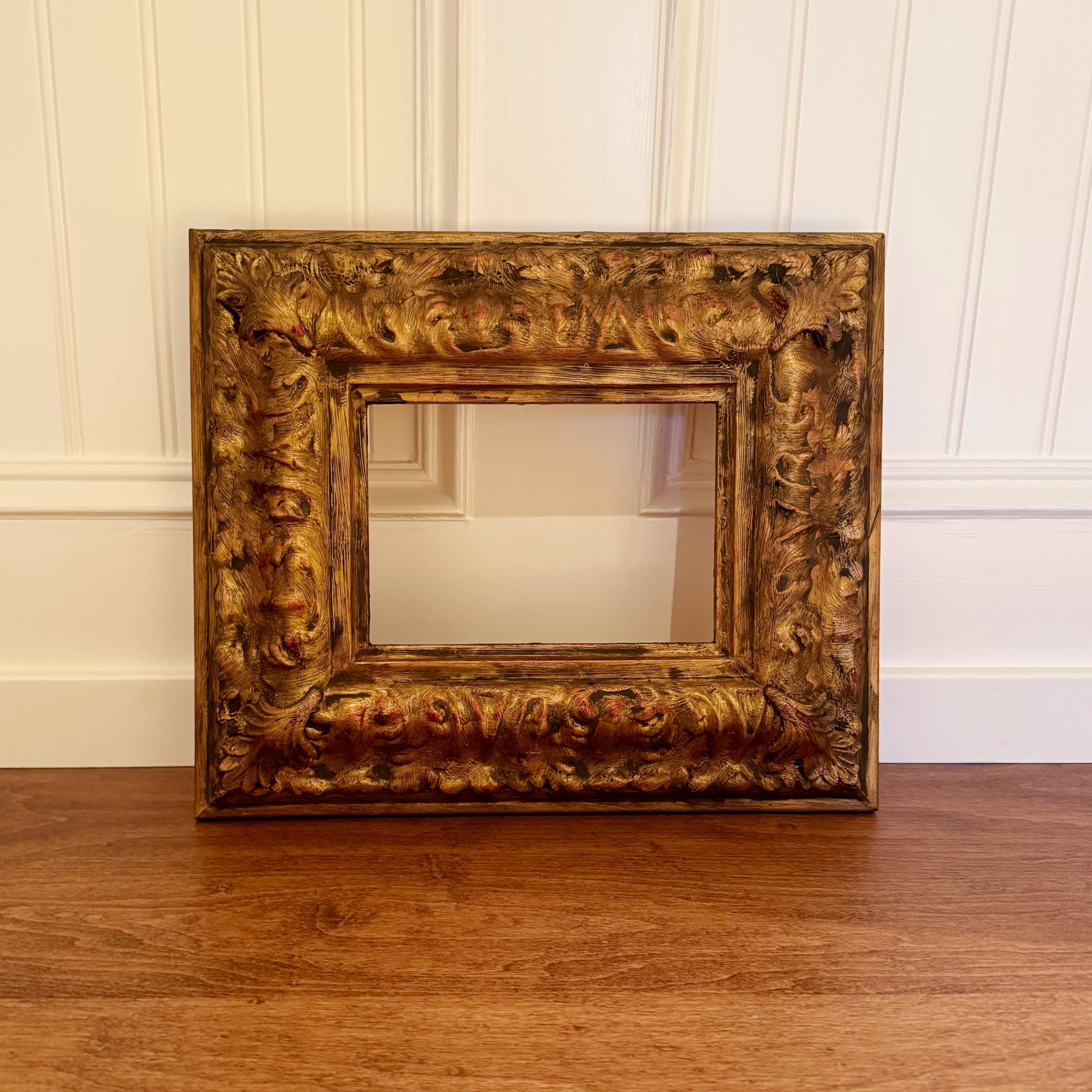 Vintage Ornate Gold Picture Frame – Fits 5x7