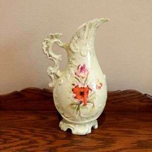 Antique Victoria Carlsbad Austria Porcelain Vase